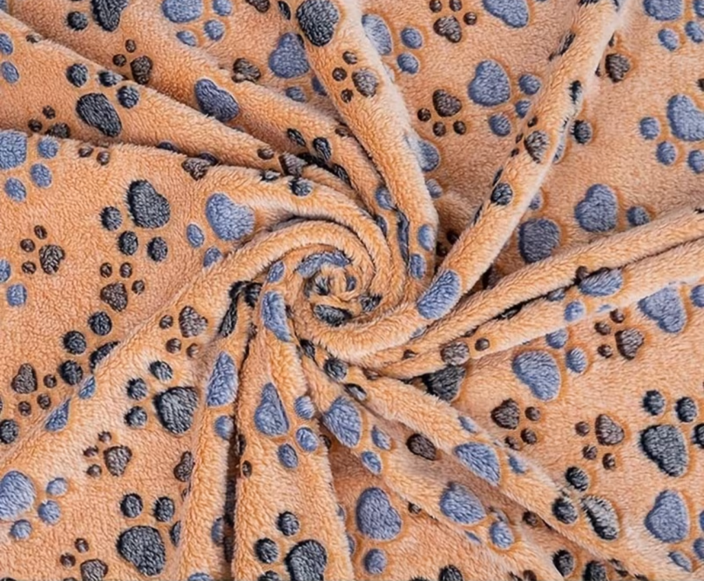 Soft Flannel Pet Blankets for Dogs And Cats